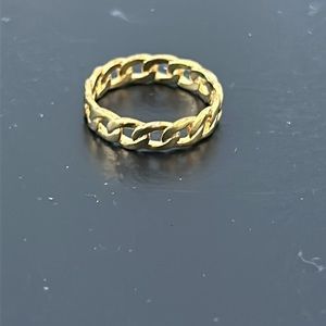 Savvy Cie NWOT Vermil Halo ring